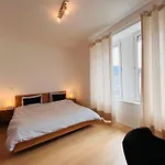 Le National Switzerland アパート モントルー