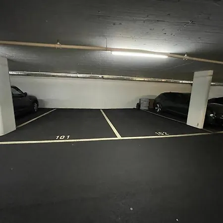 Le National Switzerland