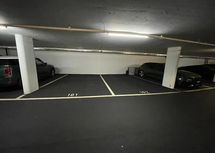 Le National Switzerland